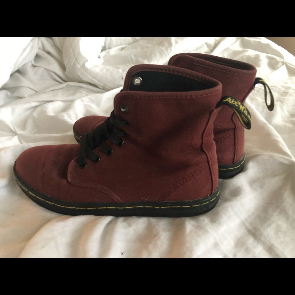 DOC MARTENS